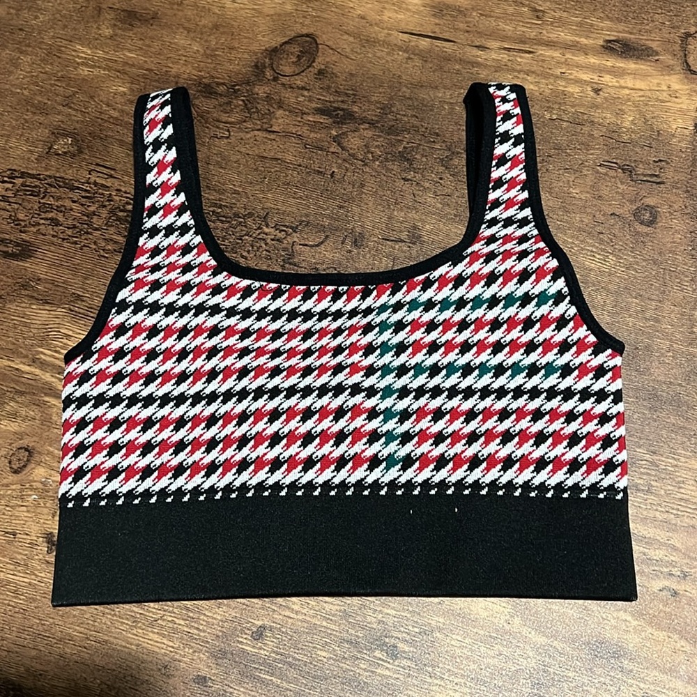 Fabletics Camryn houndstooth sports bra